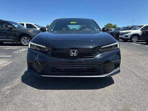 Used 2023 Honda Civic Sport image 2