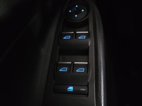 Used 2019 Ford Escape SE image 27