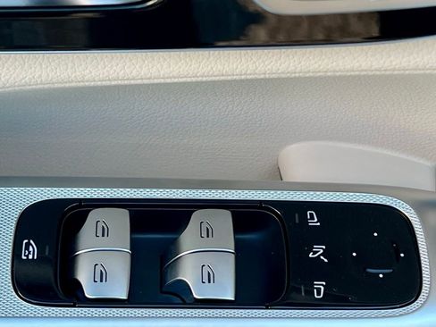 Certified 2026 Mercedes-Benz GLC 300 4MATIC image 32