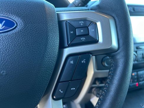Used 2020 Ford F250 Lariat image 19