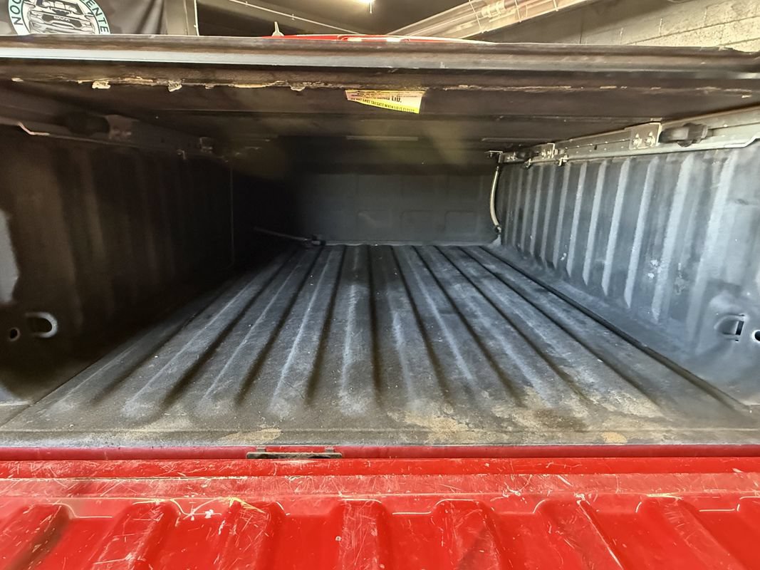 Used 2015 RAM 1500 Laramie w/ Convenience Group AWD/4WD image 18