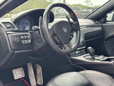 Used 2018 Maserati GranTurismo Sport RWD image 15