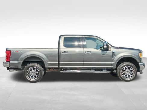 Used 2017 Ford F250 Lariat w/ Chrome Package AWD/4WD image 2