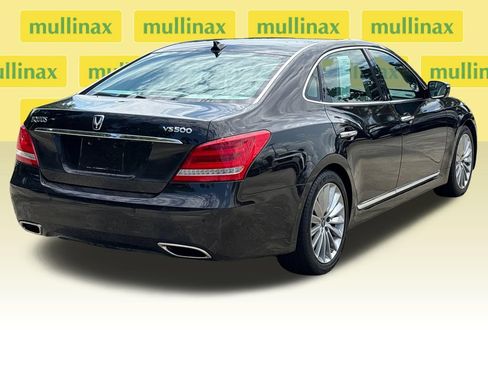 Used 2015 Hyundai Equus Signature RWD image 4