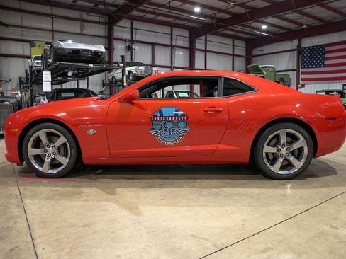 Used 2010 Chevrolet Camaro SS w/ Interior Accent Trim Package image 4