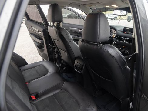 Used 2018 MAZDA CX-5 Touring w/ Preferred Equipment Package image 18