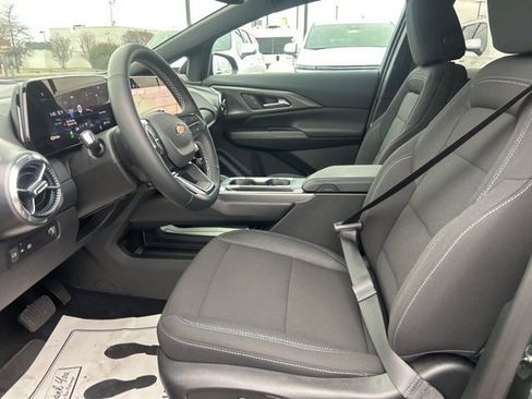 New 2026 Chevrolet Equinox EV LT w/ Comfort Package image 15