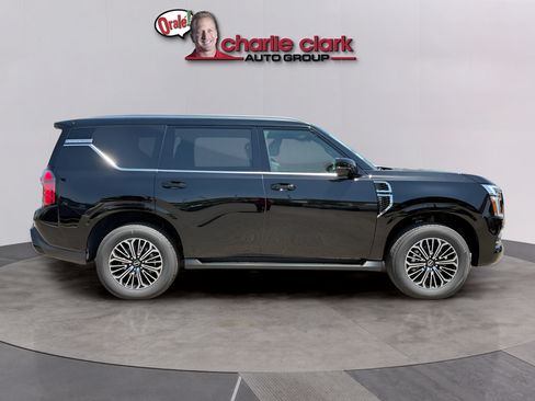 New 2026 Nissan Armada SL w/ Captain's Chari Seat Package RWD image 6