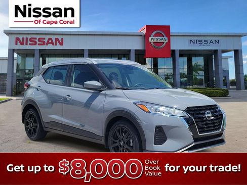 Used 2023 Nissan Kicks SV FWD image 1