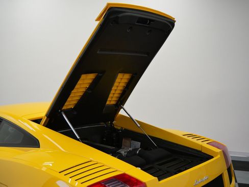 Used 2004 Lamborghini Gallardo AWD/4WD image 37