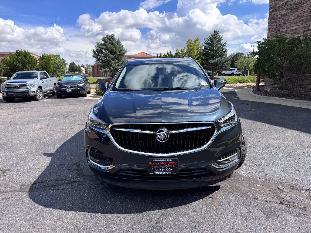 Used 2018 Buick Enclave Premium AWD/4WD image 3