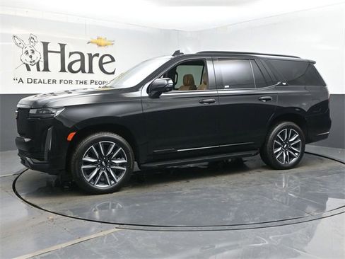 Used 2021 Cadillac Escalade Sport w/ Driver Assist Tech Package image 34