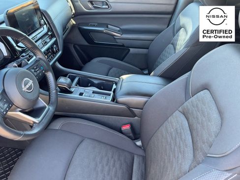 Certified 2024 Nissan Pathfinder SV image 20