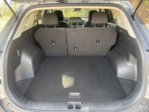 Used 2025 Kia Sportage LX FWD image 31