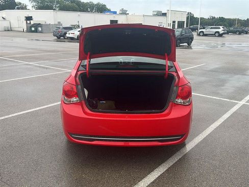 Used 2014 Chevrolet Cruze LT w/ RS Package FWD image 15