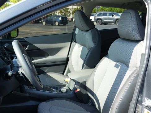 Used 2024 Subaru Crosstrek 2.0i Premium AWD/4WD image 22