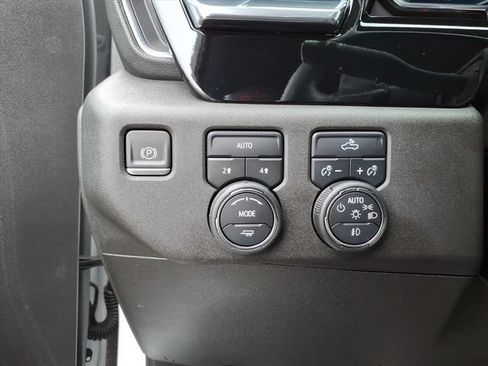 Used 2023 Chevrolet Silverado 1500 RST w/ Rally Edition AWD/4WD image 16