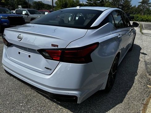 New 2025 Nissan Altima 2.5 SR w/ SR Premium Package image 5