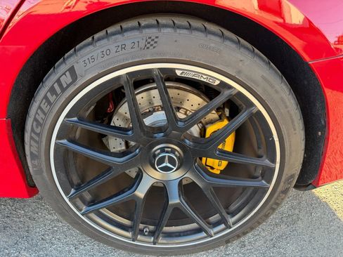 Used 2019 Mercedes-Benz AMG GT 63 image 32