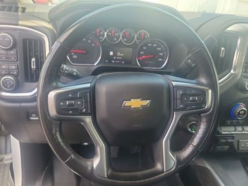 Used 2022 Chevrolet Silverado 2500 LTZ w/ LTZ Convenience Package image 17