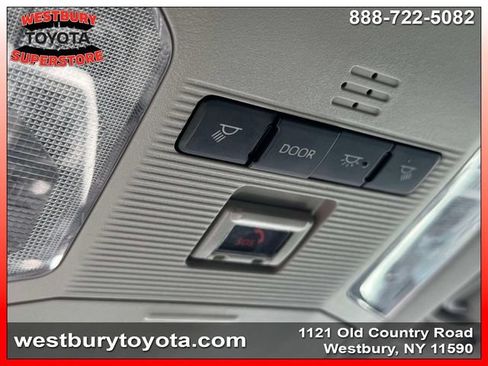 Used 2024 Toyota RAV4 XLE AWD/4WD image 33