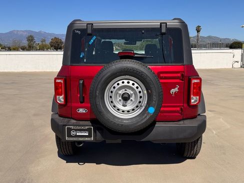 New 2026 Ford Bronco 4-Door image 11
