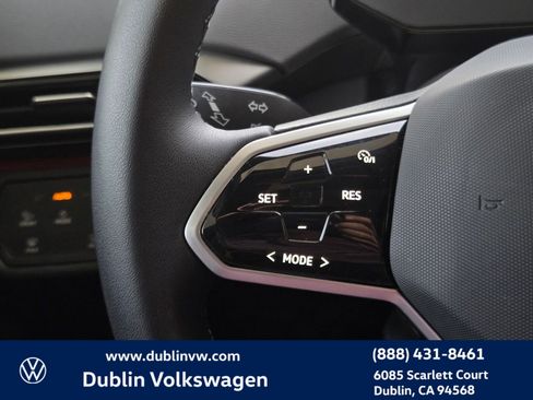 Used 2023 Volkswagen ID.4 Pro S image 21