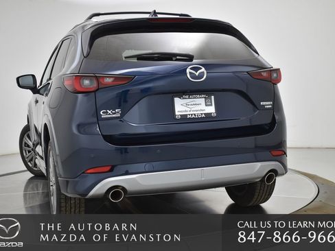 Used 2025 MAZDA CX-5 Signature image 9