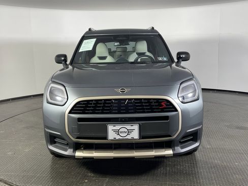 Used 2025 MINI Cooper Countryman S image 2