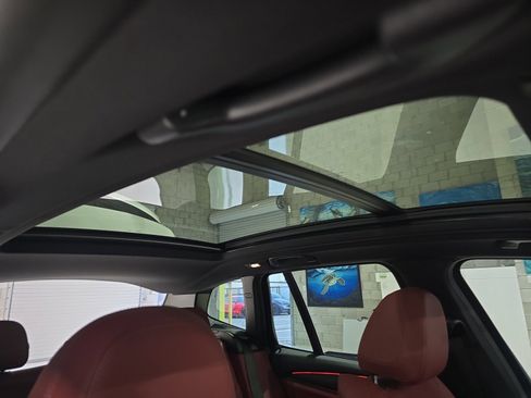 Used 2023 BMW X3 sDrive30i w/ M Sport Package image 16