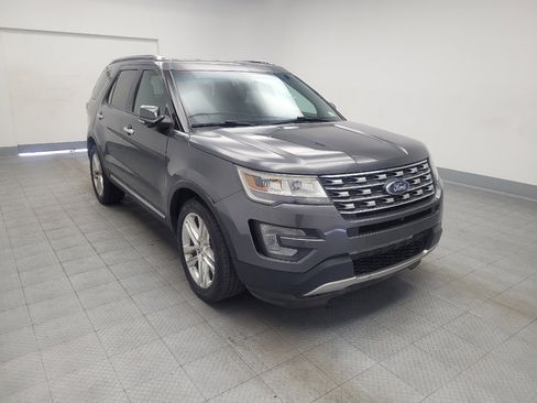 Used 2017 Ford Explorer Limited image 13
