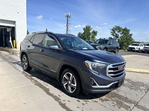 Used 2018 GMC Terrain SLT w/ Infotainment Package II AWD/4WD image 7