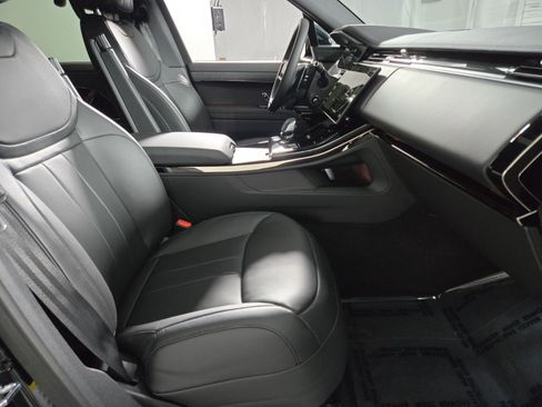 New 2026 Land Rover Range Rover Sport Dynamic SE image 3