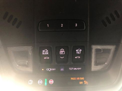 Used 2023 Buick Enclave Essence w/ Experience Buick Package image 17