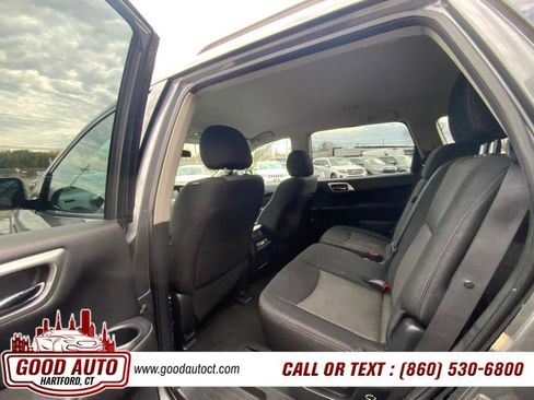 Used 2017 Nissan Pathfinder S image 13