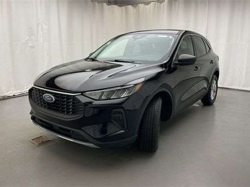 Used 2023 Ford Escape Active w/ Tech Pack #1 image 38