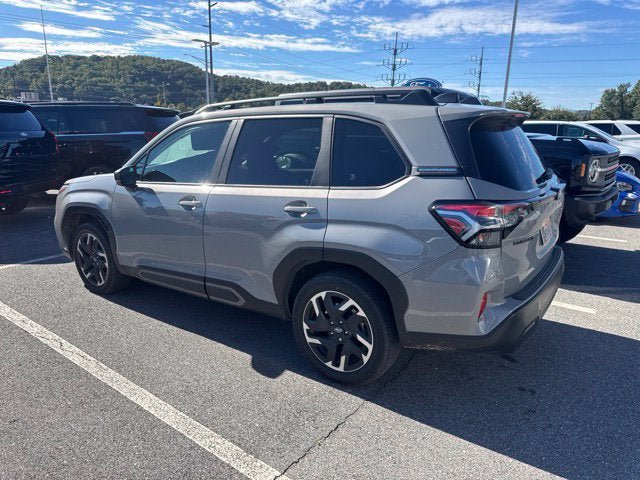 Used 2025 Subaru Forester Limited w/ Popular Package #1 AWD/4WD image 7