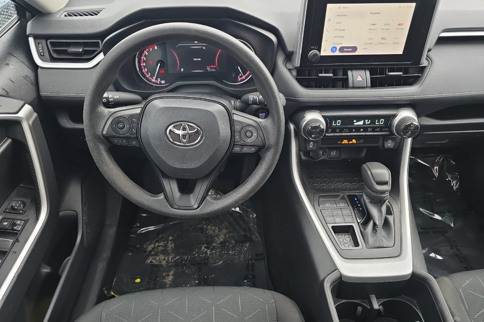 Used 2023 Toyota RAV4 XLE w/ Convenience Package AWD/4WD image 11