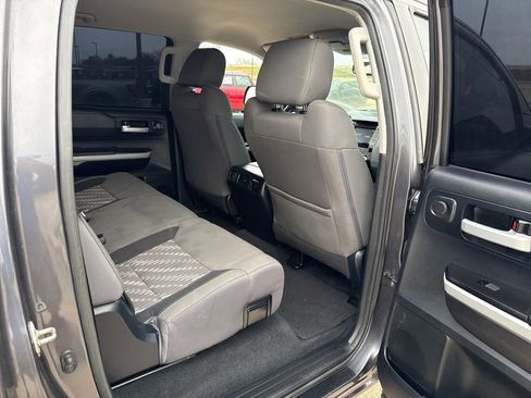 Used 2018 Toyota Tundra SR5 image 13