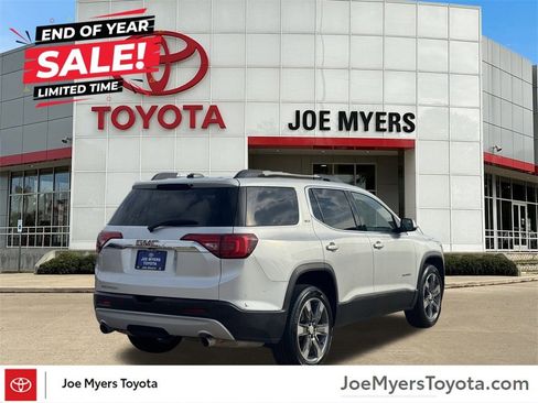 Used 2017 GMC Acadia SLT image 5