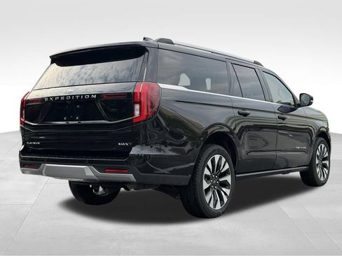 Used 2025 Ford Expedition Max Platinum w/ Driver's Package AWD/4WD image 9