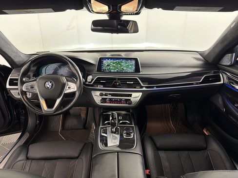 Used 2016 BMW 750i xDrive AWD/4WD image 16