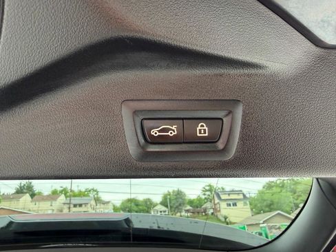 Used 2019 BMW X5 xDrive50i w/ Off-Road Package AWD/4WD image 15