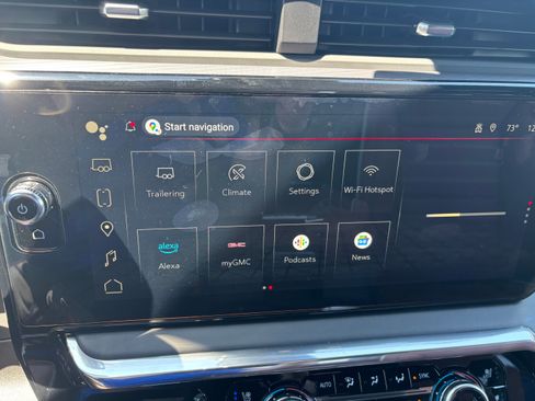 New 2025 GMC Sierra 2500 Denali Ultimate w/ Max Trailering Package image 15