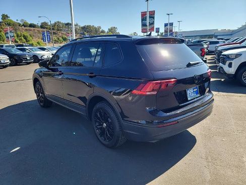 Used 2020 Volkswagen Tiguan S image 6