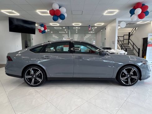 Used 2026 Honda Accord SE image 5