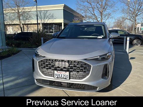 Used 2025 Audi Q5 Premium Plus w/ Premium Plus image 2