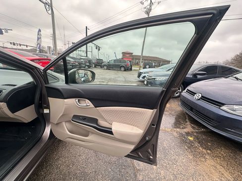 Used 2015 Honda Civic LX image 19