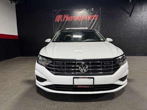 Used 2019 Volkswagen Jetta SE FWD image 8