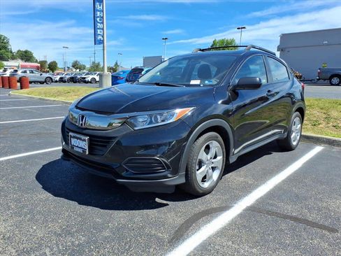 Used 2019 Honda HR-V LX image 3